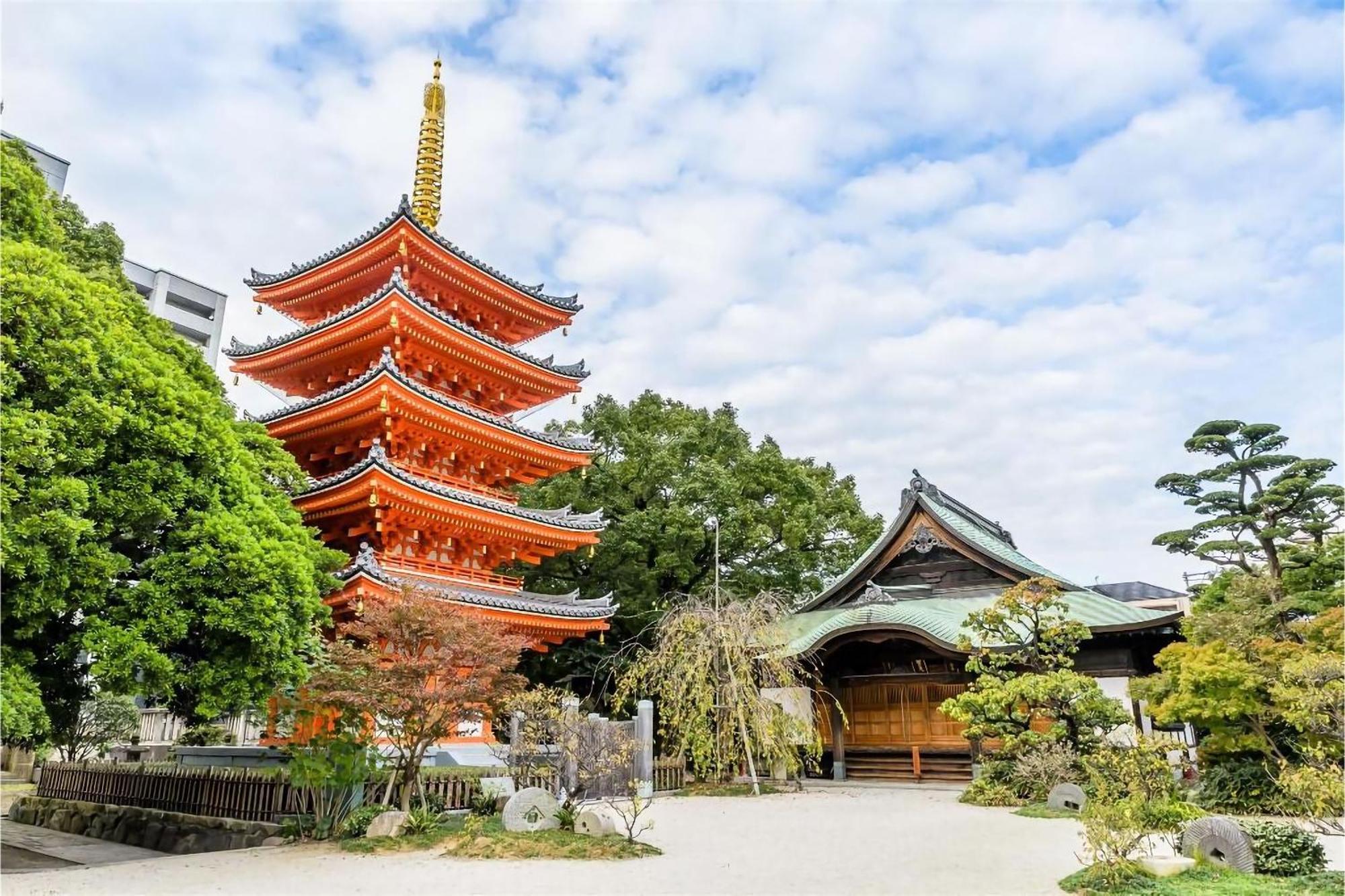 Zonk Hotel Haruyoshi Fukuoka  Exteriör bild
